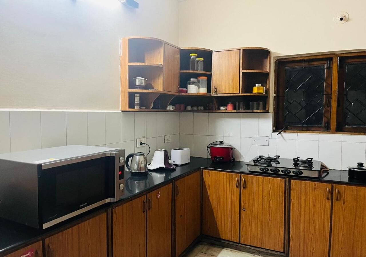 Best Individual Home Stay Near Apollo Jubilee Hills Hyderabad Exterior photo